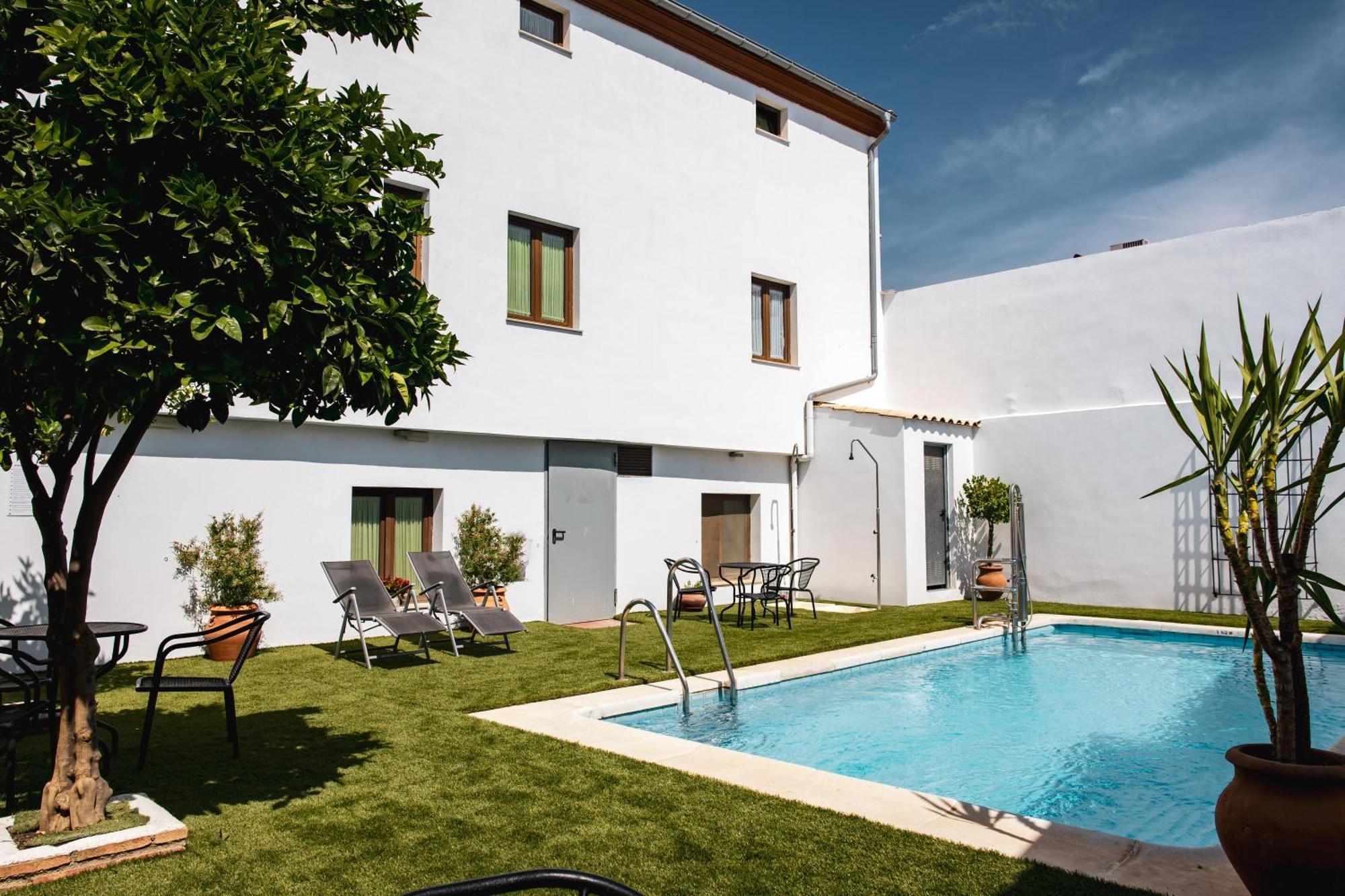 Hostal Aznaitin Baeza Ngoại thất bức ảnh