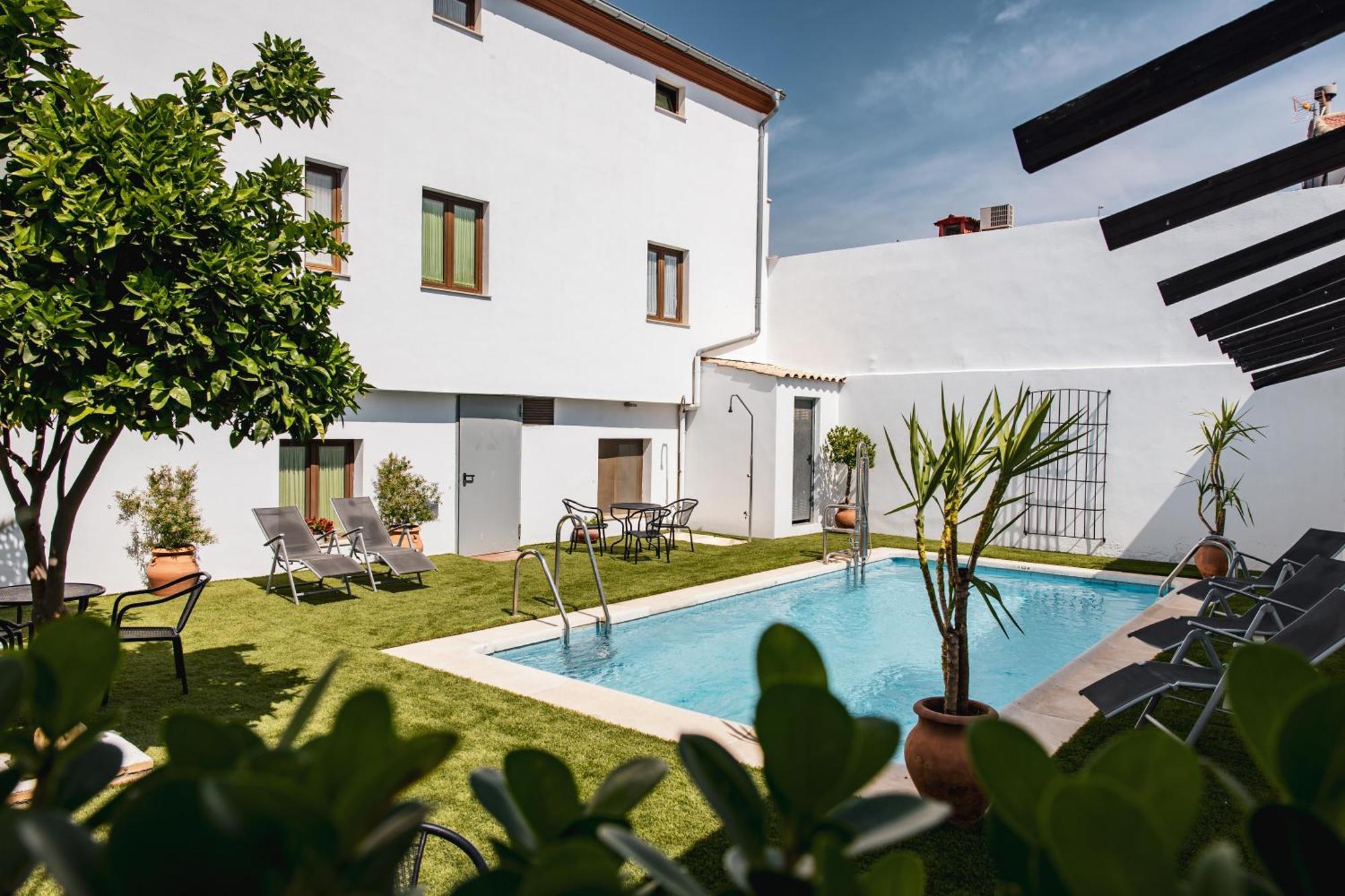 Hostal Aznaitin Baeza Ngoại thất bức ảnh